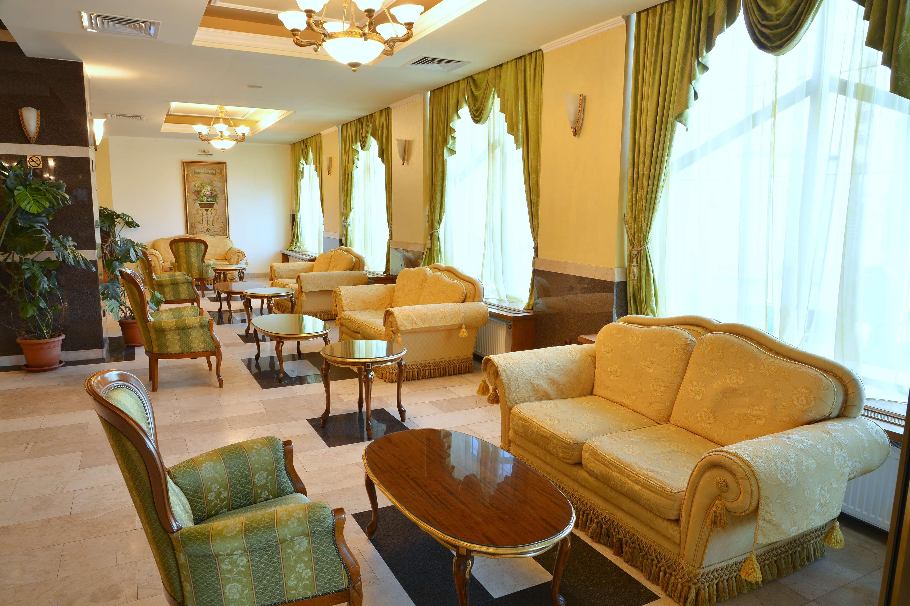 Hotel Central Ploieşti Exteriör bild